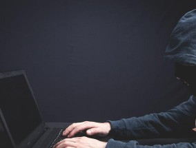 如何拍摄小偷抓笔记本电脑的视频？