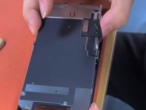 iPhone屏幕失灵的解决方法（应对iPhone屏幕失灵情况的有效措施）
