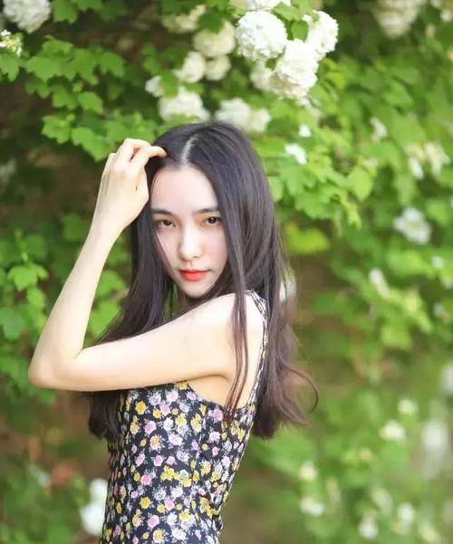 空姐很少用手机拍照怎么办？如何在光线不足的环境下拍出好照片？  第1张