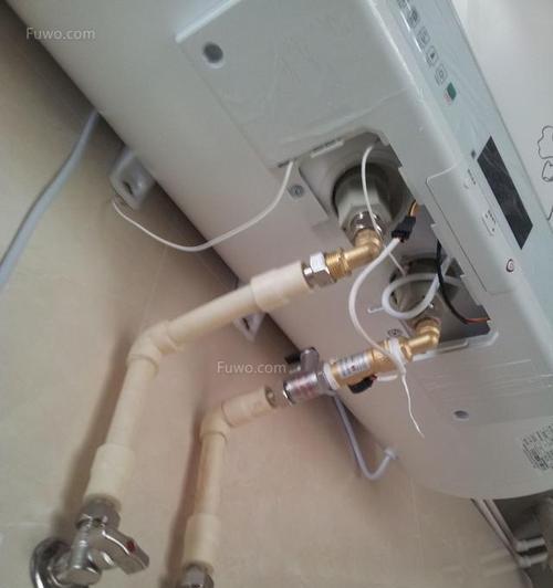 海尔热水器加水视频教程？加水时需要注意什么？  第1张