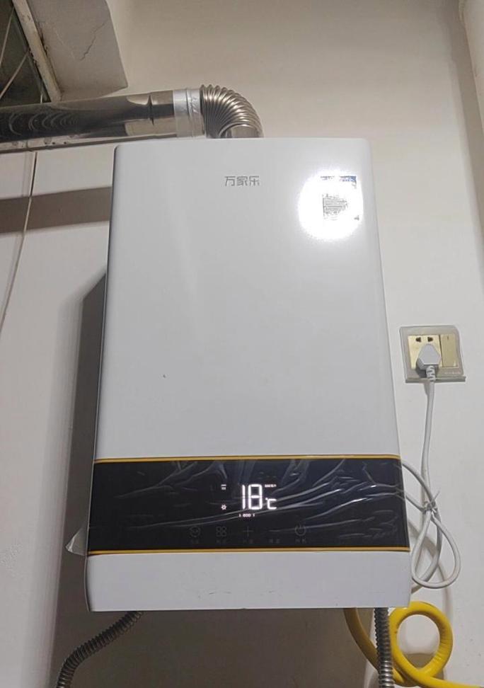 热水器表端按钮使用方法是什么？按钮功能有哪些？  第2张